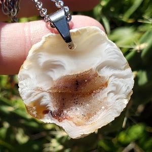 Oco Geode Natural Stone Pendant Necklace